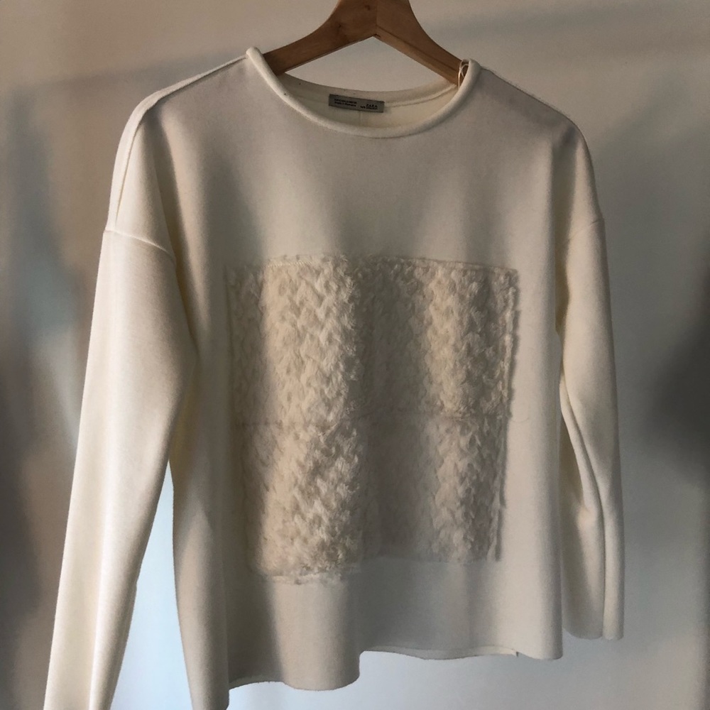 Zara Sweatshirt